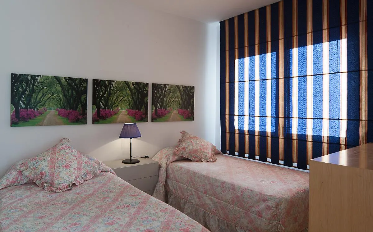 *** Apartahotel Abarco Apartments Santa Coloma de Gramenet España