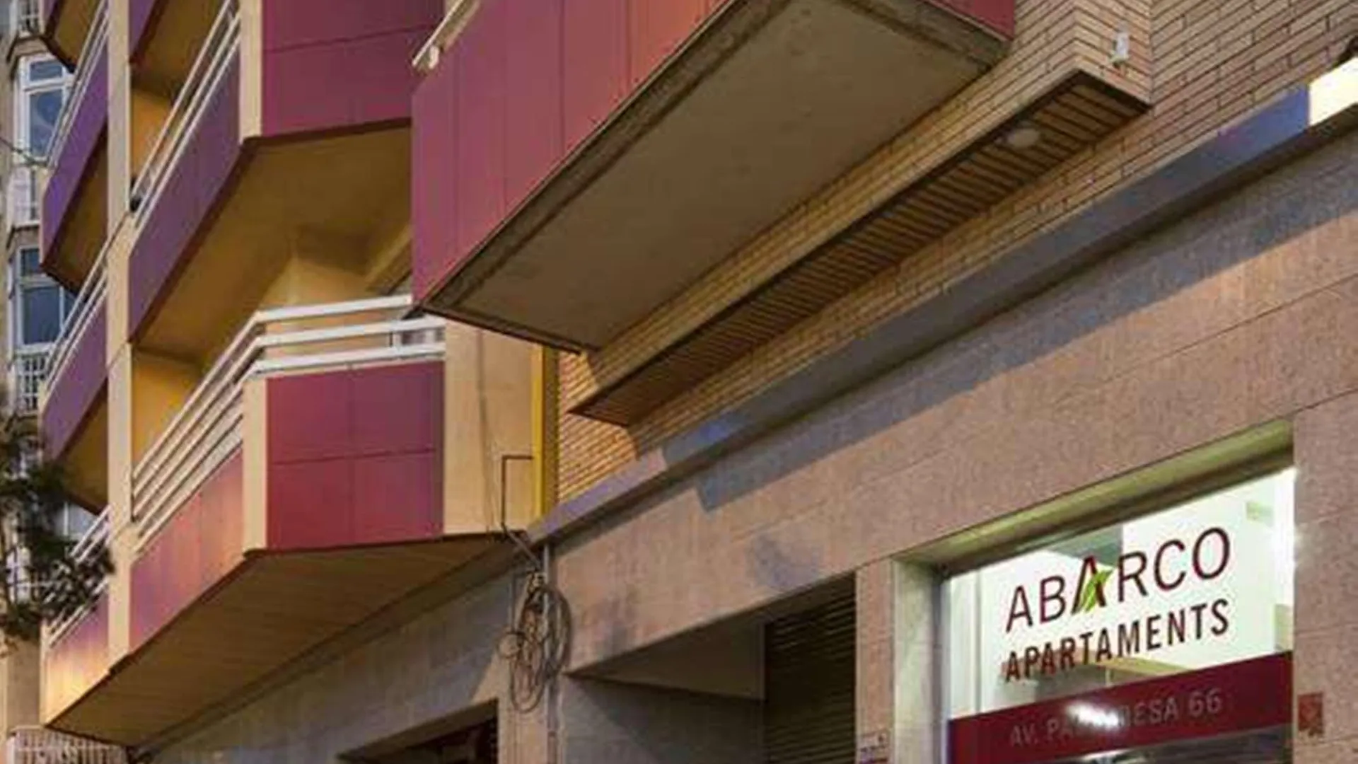 Apartahotel Abarco Apartments Santa Coloma de Gramenet